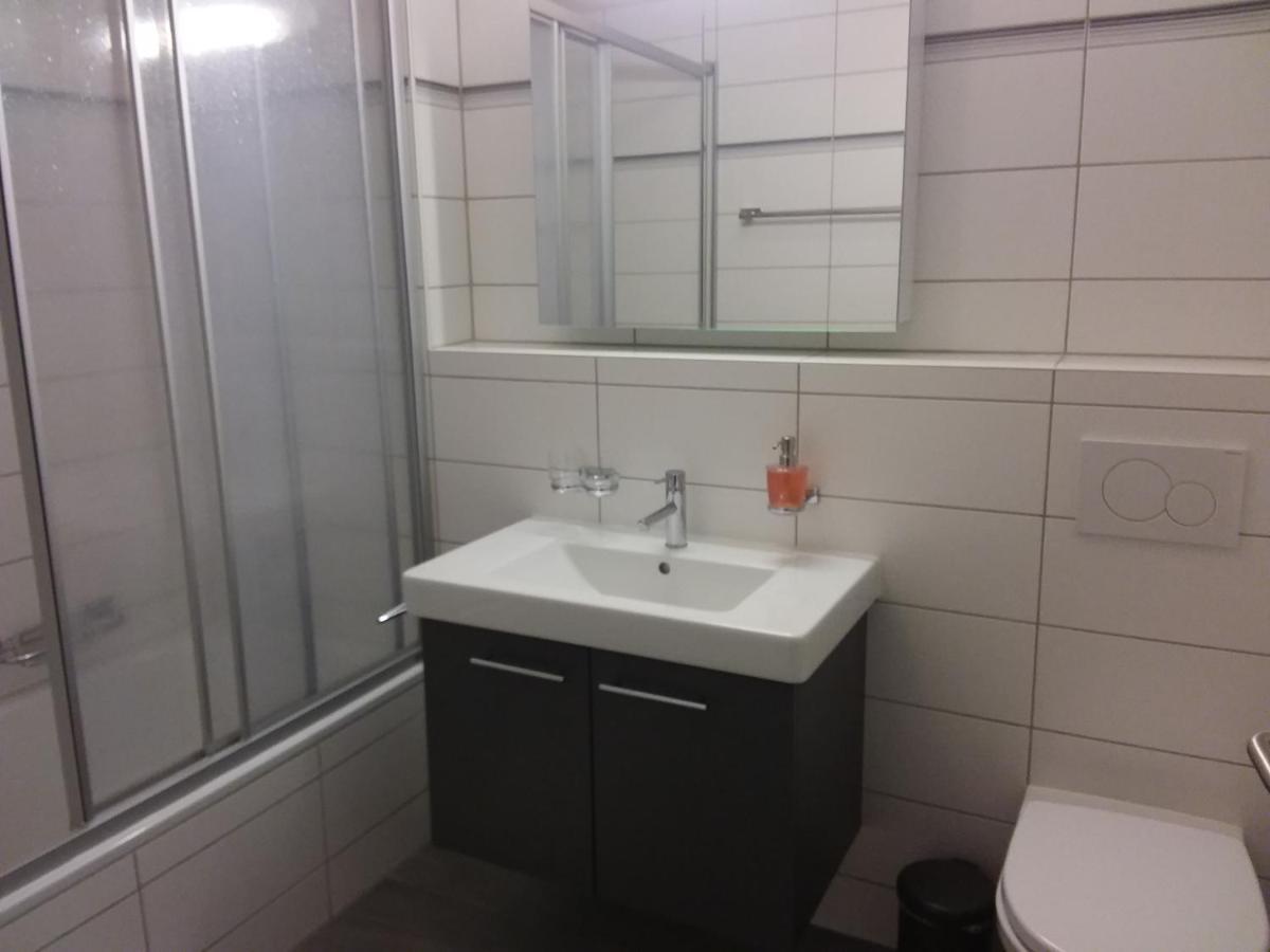 Ferienwohnung "Andre Und Mariana" In Taesch, Wallis, Schweiz Bagian luar foto